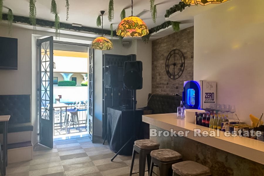 Bar Caffe dans le centre de Split, location