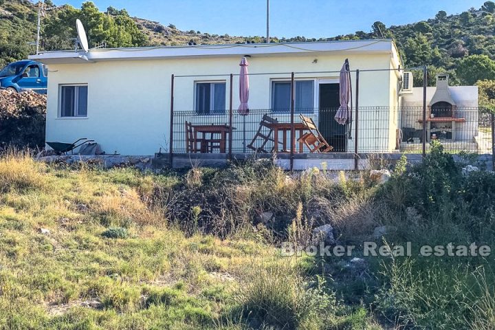 House with sea view, for sale