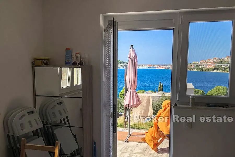 Kuća s pogledom na more, na prodaju