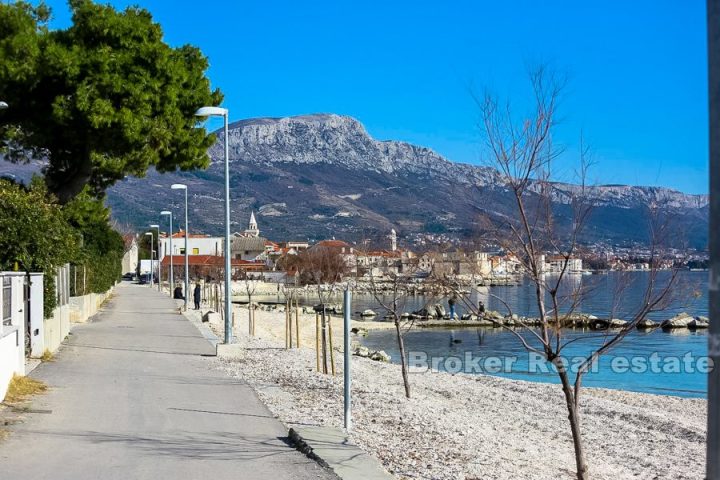 Building plot, seafront and beach