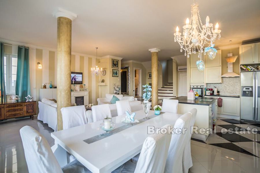 Beautifully decorated house in Split area