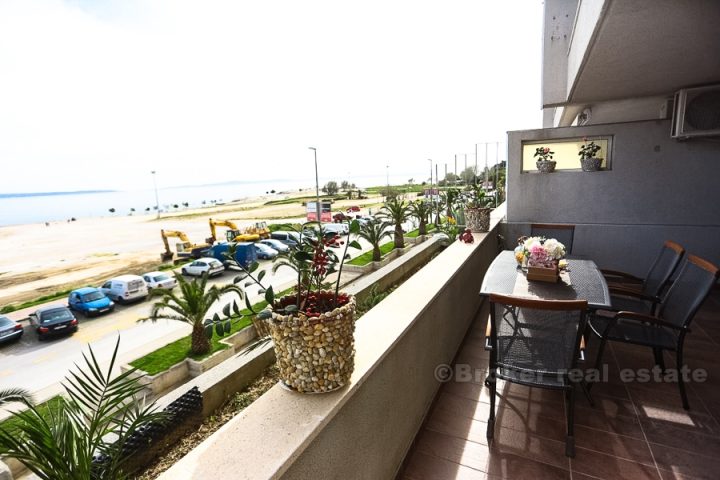 Two bedroom apartment, first row to the sea on Žnjan, rent