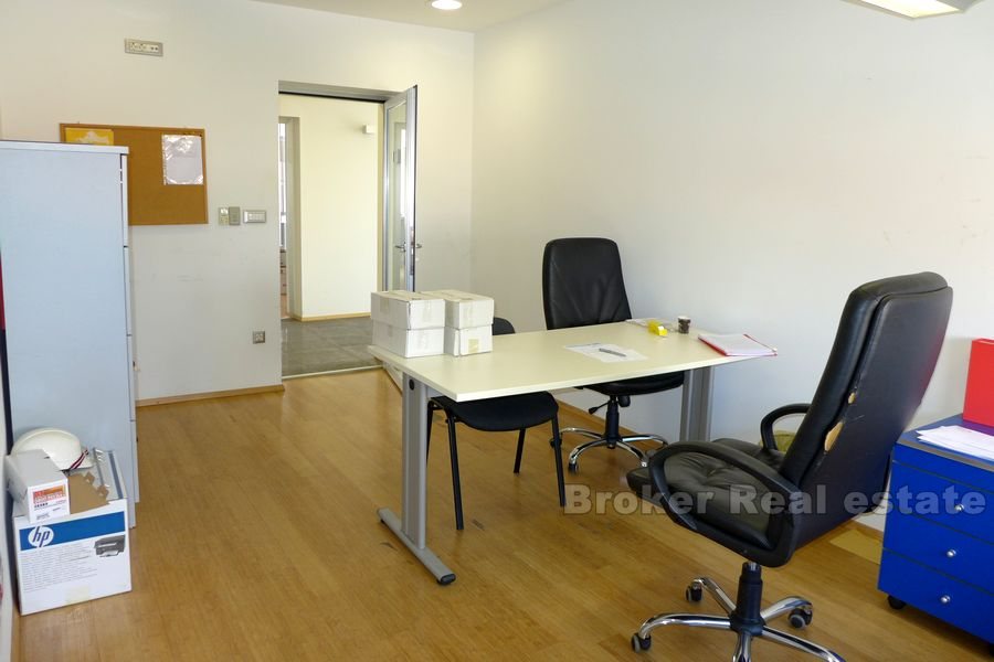 Bol, office space, for sale