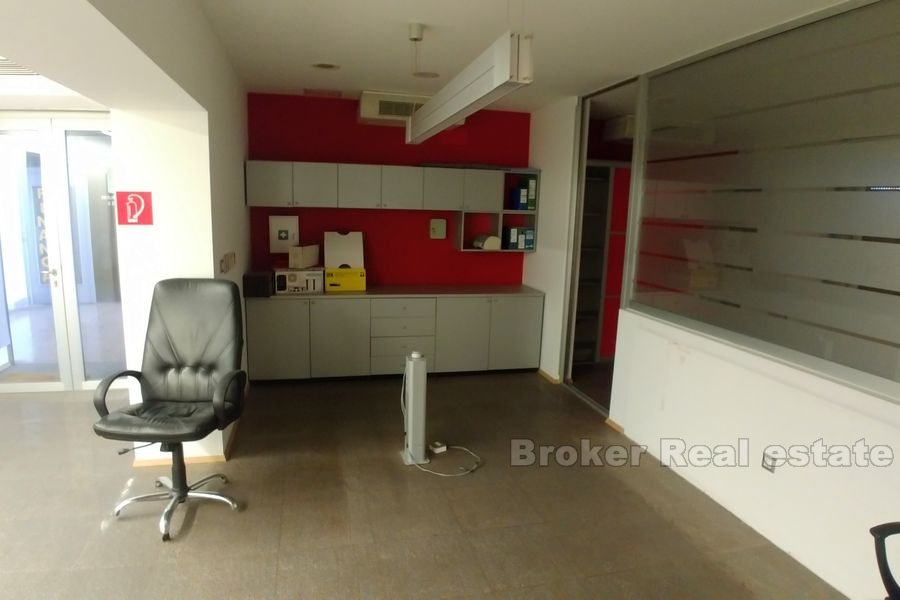 Bol, office space, for sale