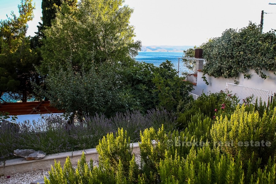 Modern villa with sea view, for sale