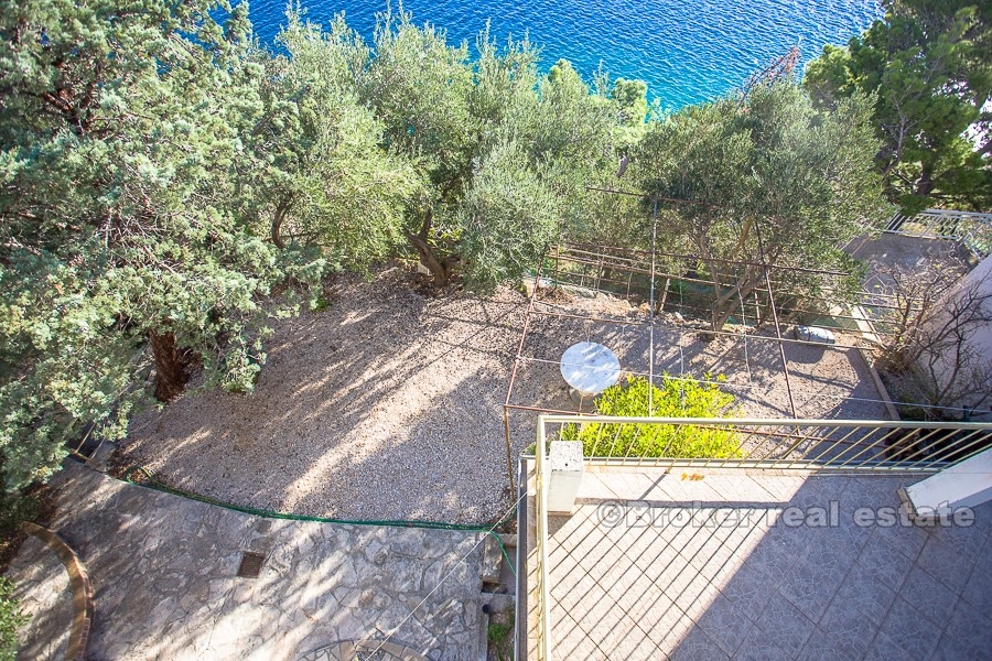 Semi-detached house by the sea, for sale