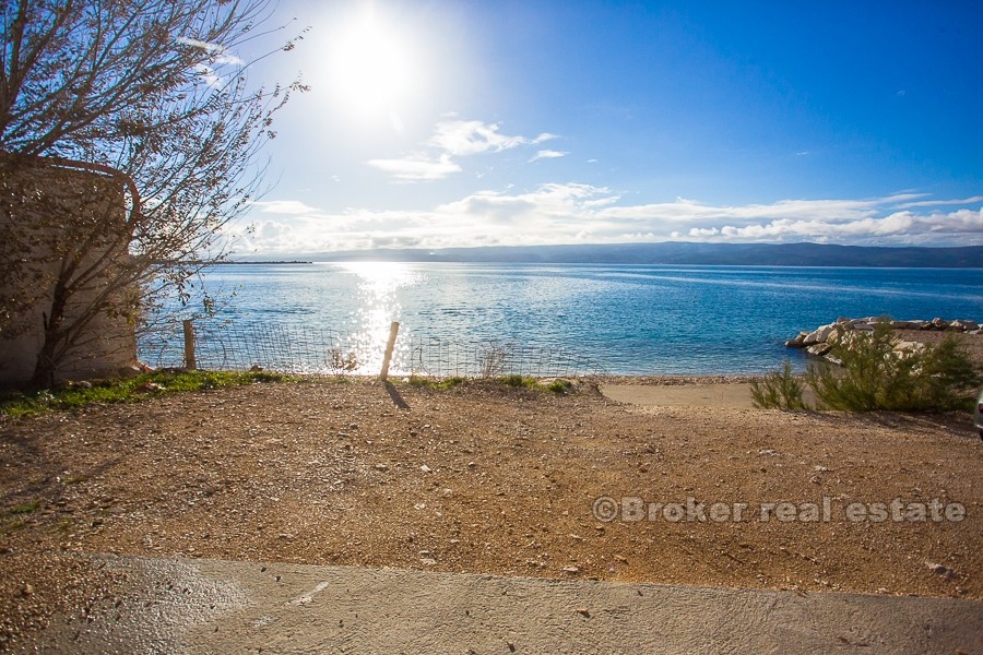 Building plot by the beach, for sale