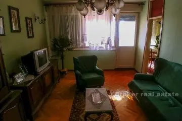 Apartment in Sucidar with sea view, for sale