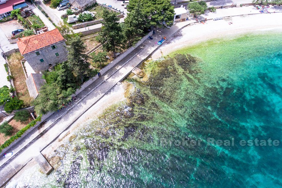 Gamle stjålet villa, strandpromenade, til salgs