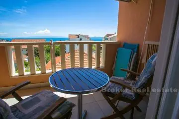 Nice two bedroom apartment overlooking the sea
