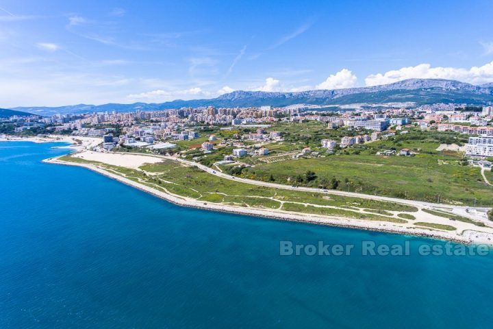 House with land, Split, for sale