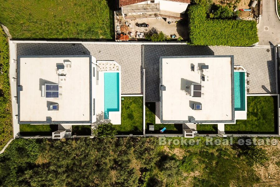 Complex of two villas with pools