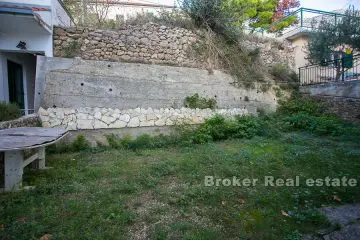 Detached house with excellent sea view, for sale