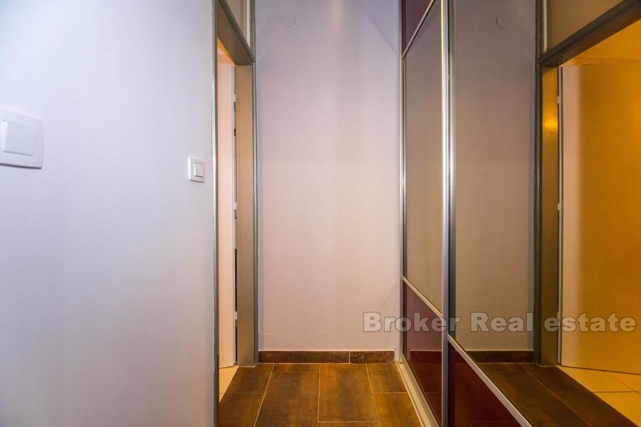 One bedroom renovated apartment