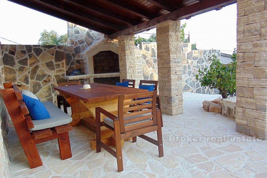 Stone house, for sale