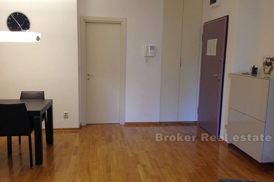 Center, one bedroom comfortable apartment
