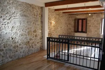 Renovated stone house in the center