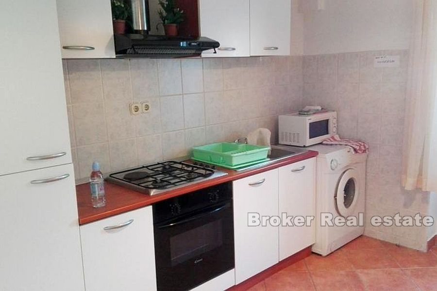 Center, nice two bedroom apartment