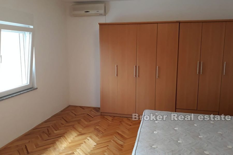 Large comfortable apartment with garden