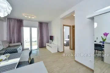 Attractive apartment villa with sea view