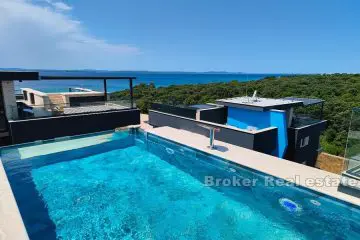 Luxury apartment villa with sea view