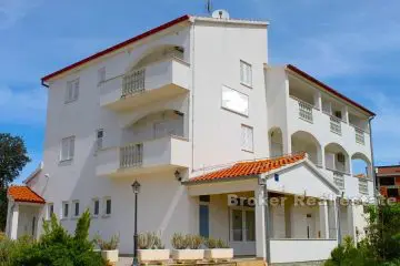Zadar apartment house first row to the sea