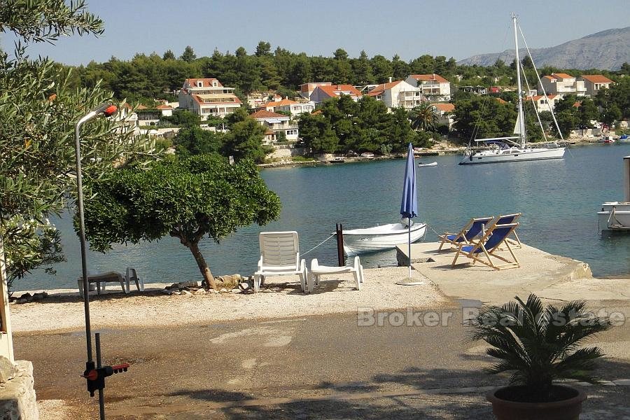 Detached house in the first lines to the sea, for sale