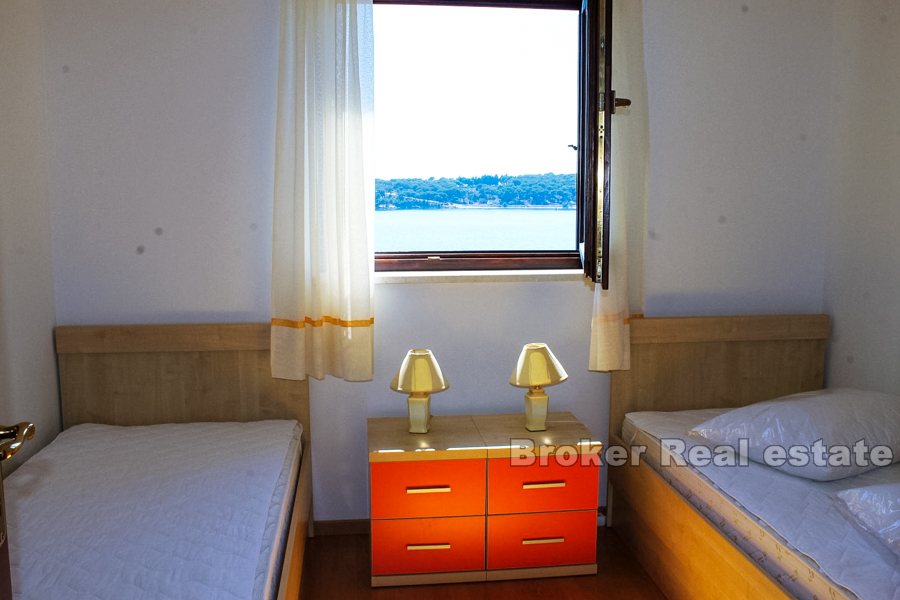 Apartment house by the sea, for sale