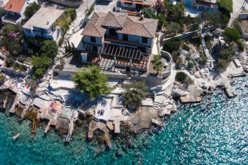Mediterranean villa by the sea, for sale