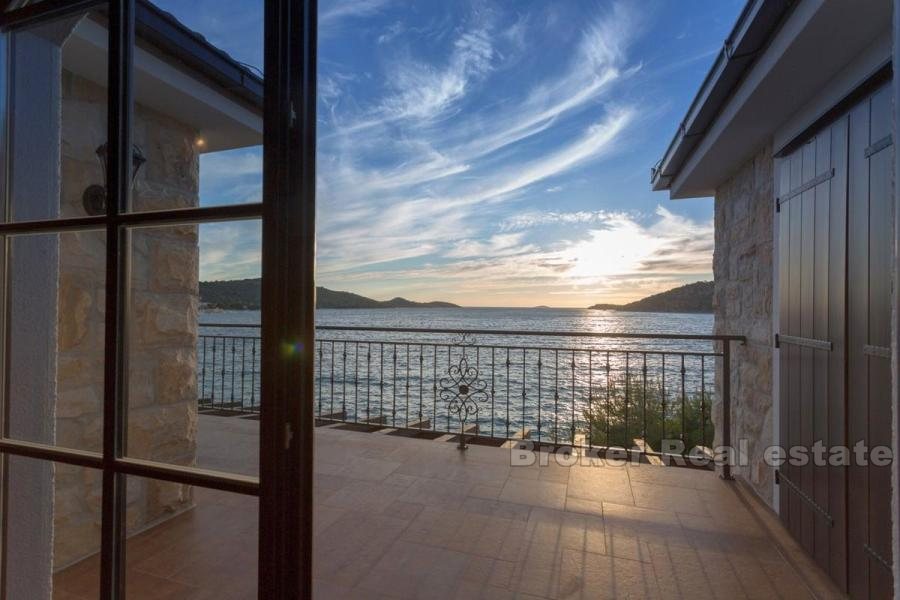 Mediterrane Villa am Meer, zum Verkauf