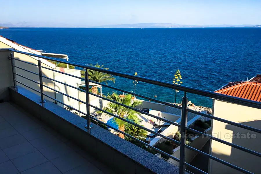 Modern lägenhet med havsutsikt, ön Ciovo