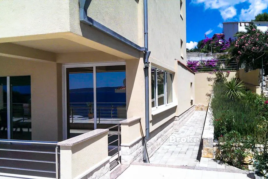 Moderne leilighet med havutsikt, øya Ciovo