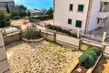 Lovely house with the sea view, for sale