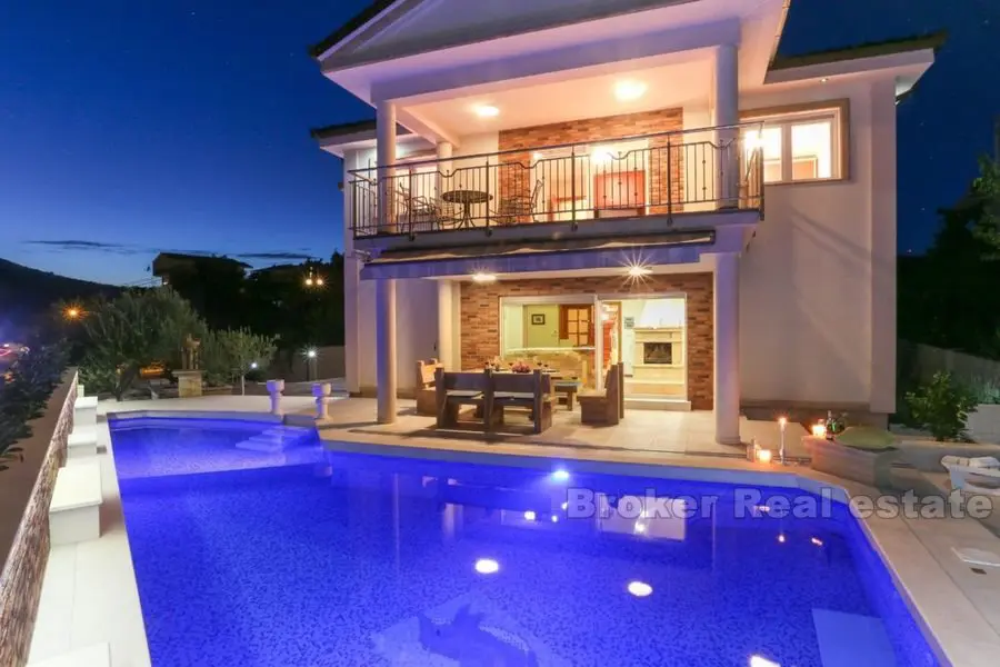 Villa familiale avec piscine