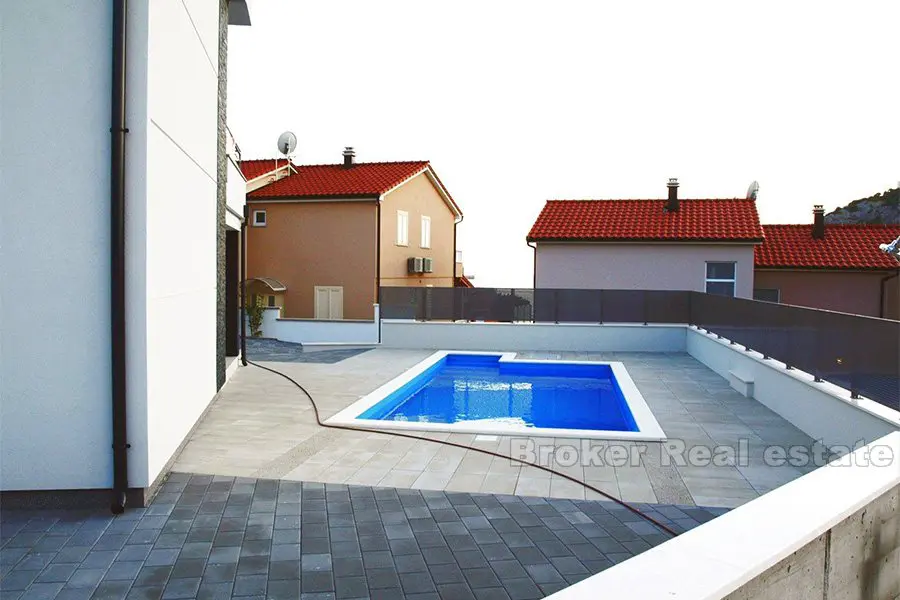 Maison / villa, villa moderne avec piscine