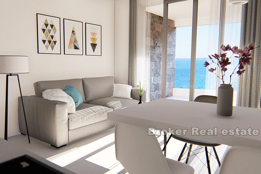 Villa avec appartements de luxe, première rangée à la mer