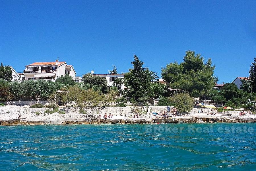 House at first row to the sea, attractive location