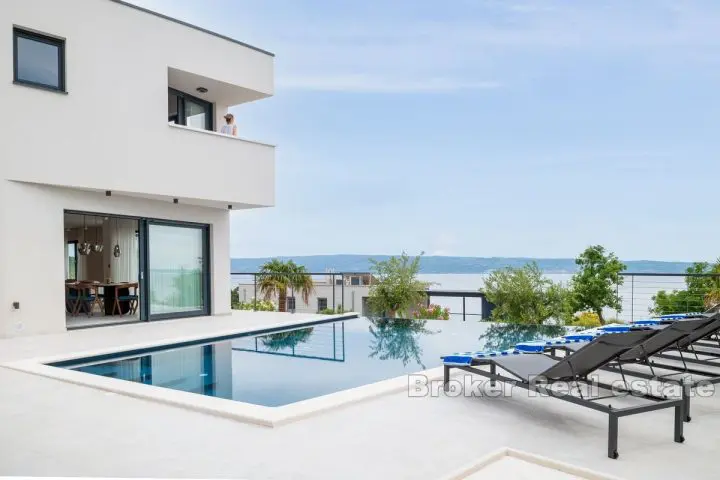 001-001-2022-343-near-split-villa-with-pool-and-sea-view-for-sale