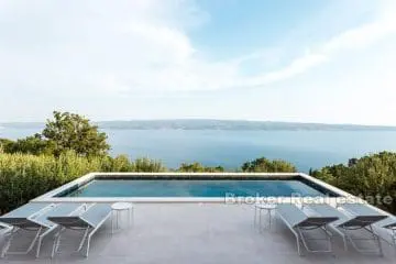 Unique villa with a sea view