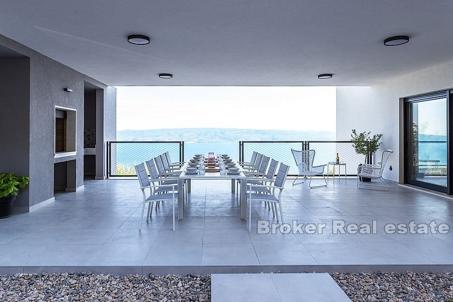 Unique villa with a sea view