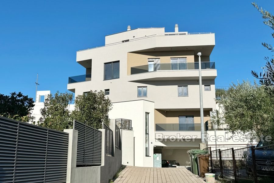 Visoka - Appartements dans un immeuble neuf avec vue mer