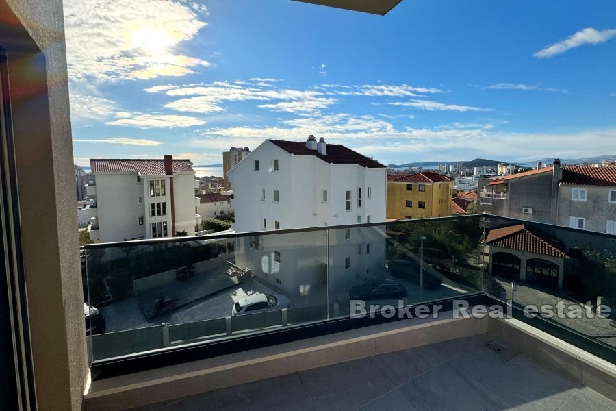 Visoka - Two-story apartment in a newly built building with a sea view