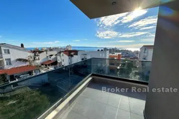 Visoka - Two-story apartment with a sea view