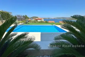 001-2022-392-rogoznica-newly-built-villa-with-sea-view-for-sale