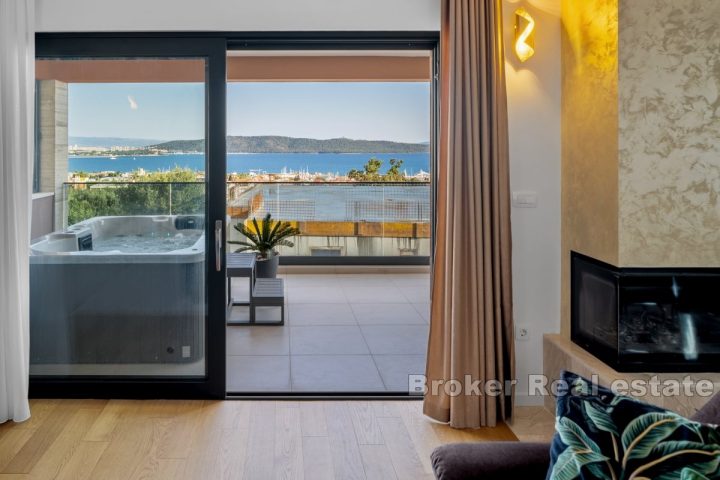 Penthouse de luxe avec vue panoramique sur la mer