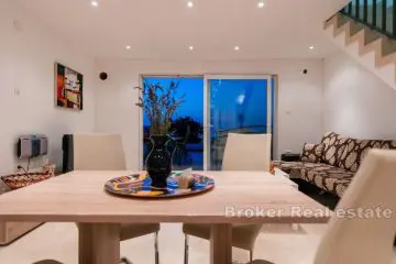 Apartment house with a panoramic view of the sea