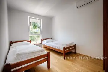 Apartmanska kuća s panoramskim pogledom na more