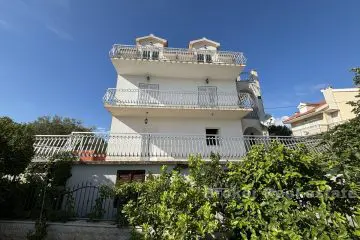 Maison spacieuse avec vue mer