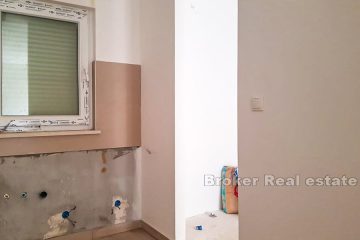 Comfortable apartment, located on the ground floor, Znjan