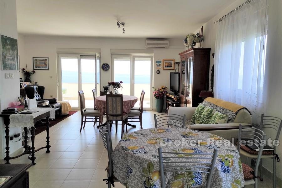 Znjan, beautiful apartment with open sea view